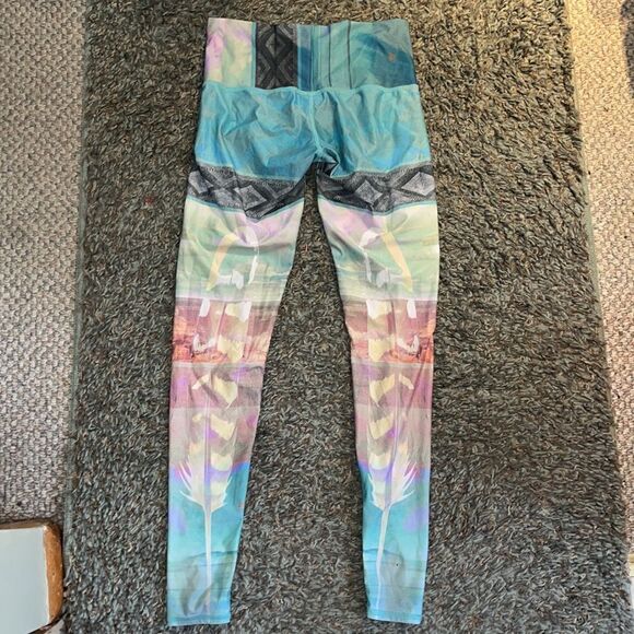 BEAUTIFUL TEEKI TAROT MAGICK HOT PANT YOGA LEGGINGS SIZE SMALL - Picture 11 of 13